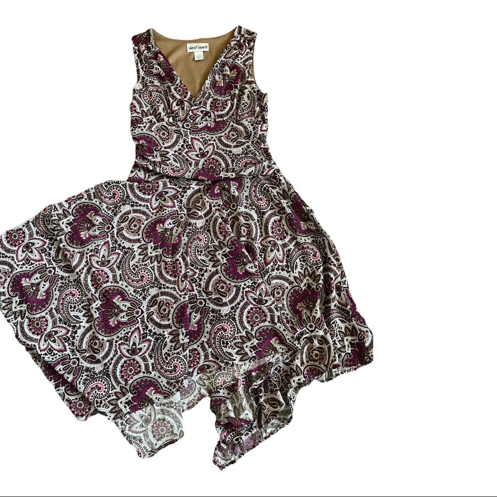 Size 12 RONNI NICOLE paisley dress with a high/low hemline, plus high waisted.